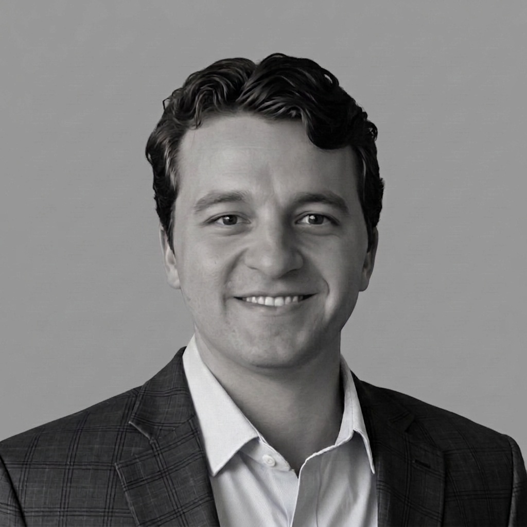 Davis Childers, Associate